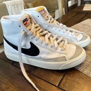 Nike High Top Blazers-Women’s 8.5
